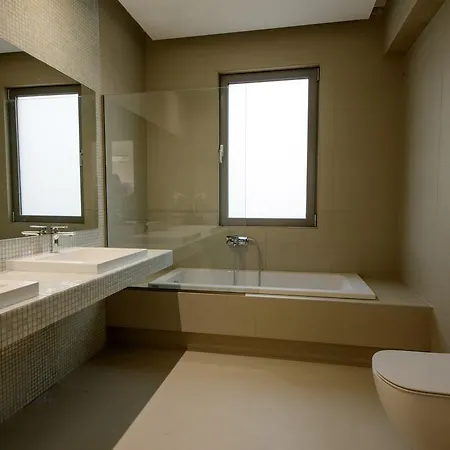 Thea Sunrise Luxury