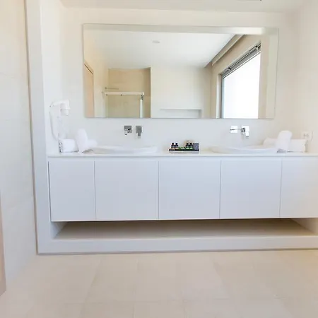 Thea Sunrise Luxury *